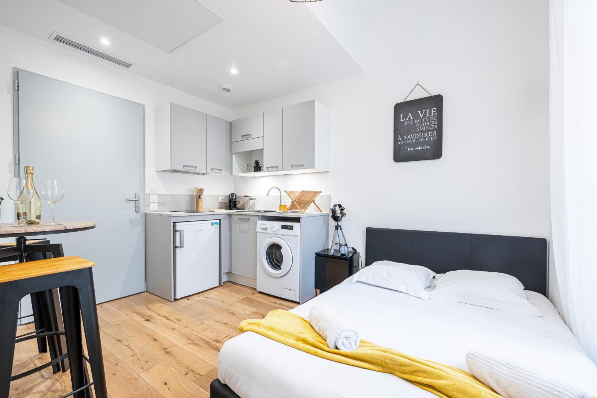 Charming Center 108 Apartment *